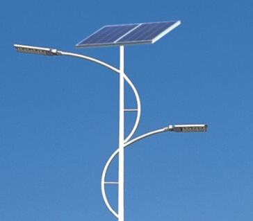 農(nóng)村都安裝太陽能LED路燈，可謂是一舉兩得