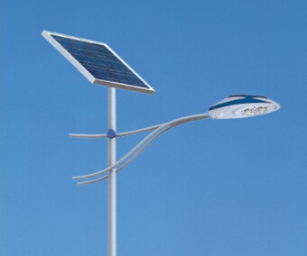 農(nóng)村太陽(yáng)能路燈配置蓄電池還是鋰電池好？