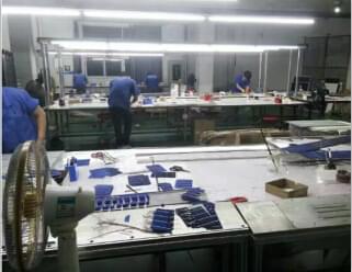 Led太陽能路燈材料都回來了，路燈緊急生產(chǎn)中